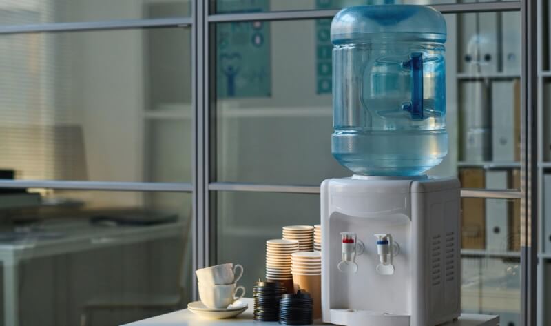 правила гигиены кулера: дезинфекция по СанПиН от эксперта