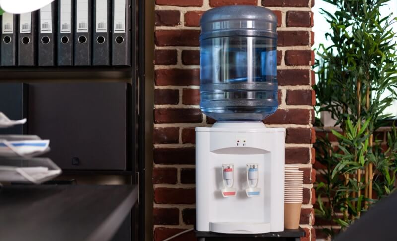 правила гигиены кулера: дезинфекция по СанПиН от эксперта