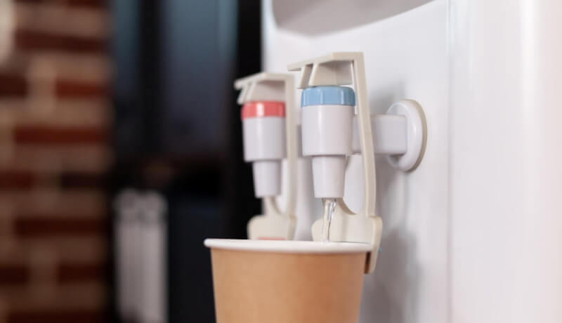 правила гигиены кулера: дезинфекция по СанПиН от эксперта